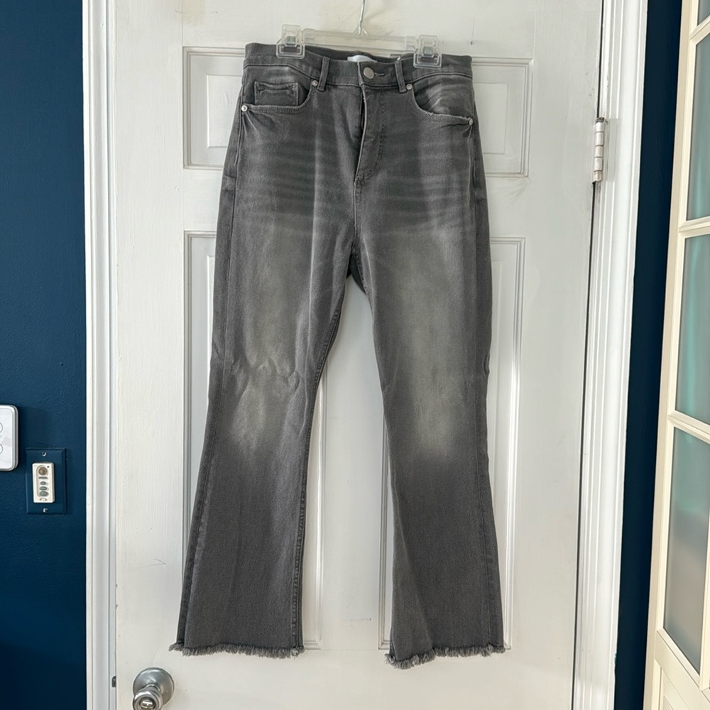 Ann Taylor loft gray, high waist, kick crop jeans